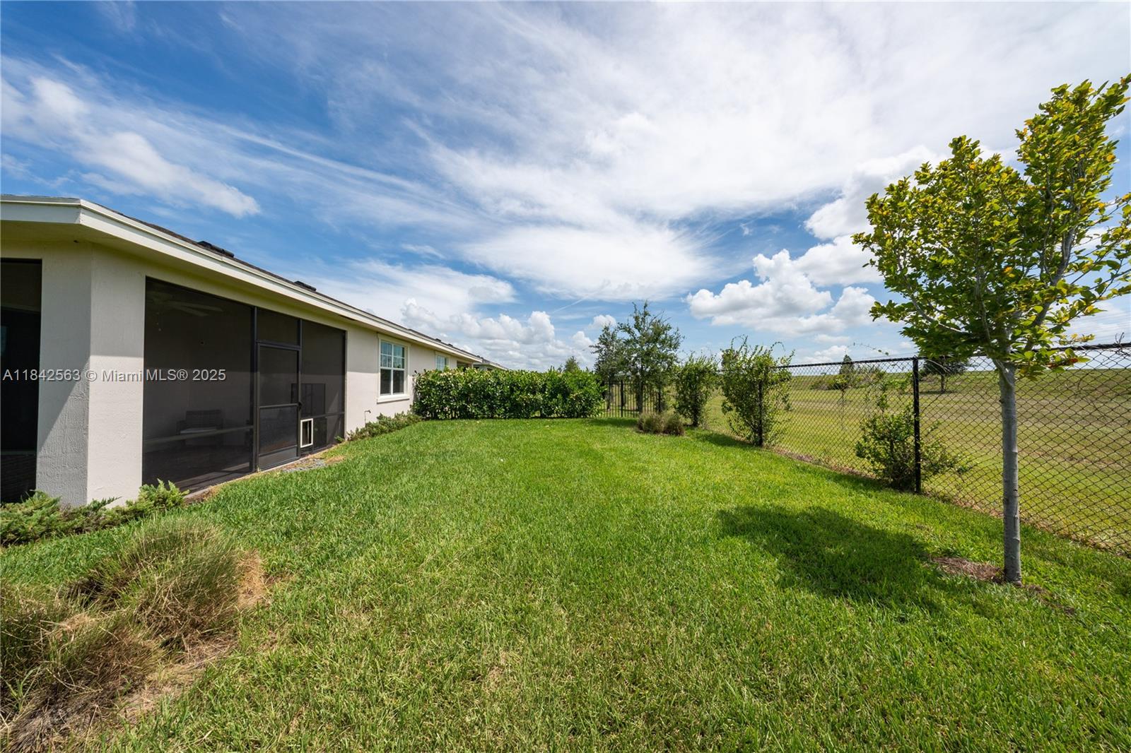 1274 Tangled Orchard Trce