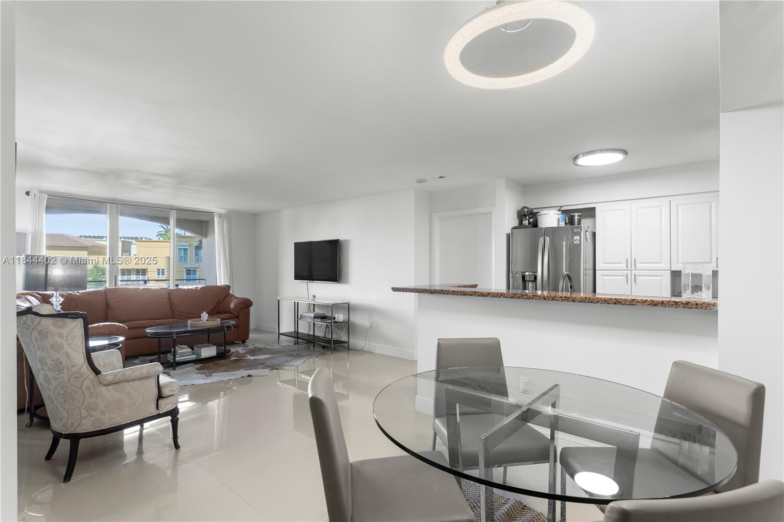 90 Alton Rd # 409