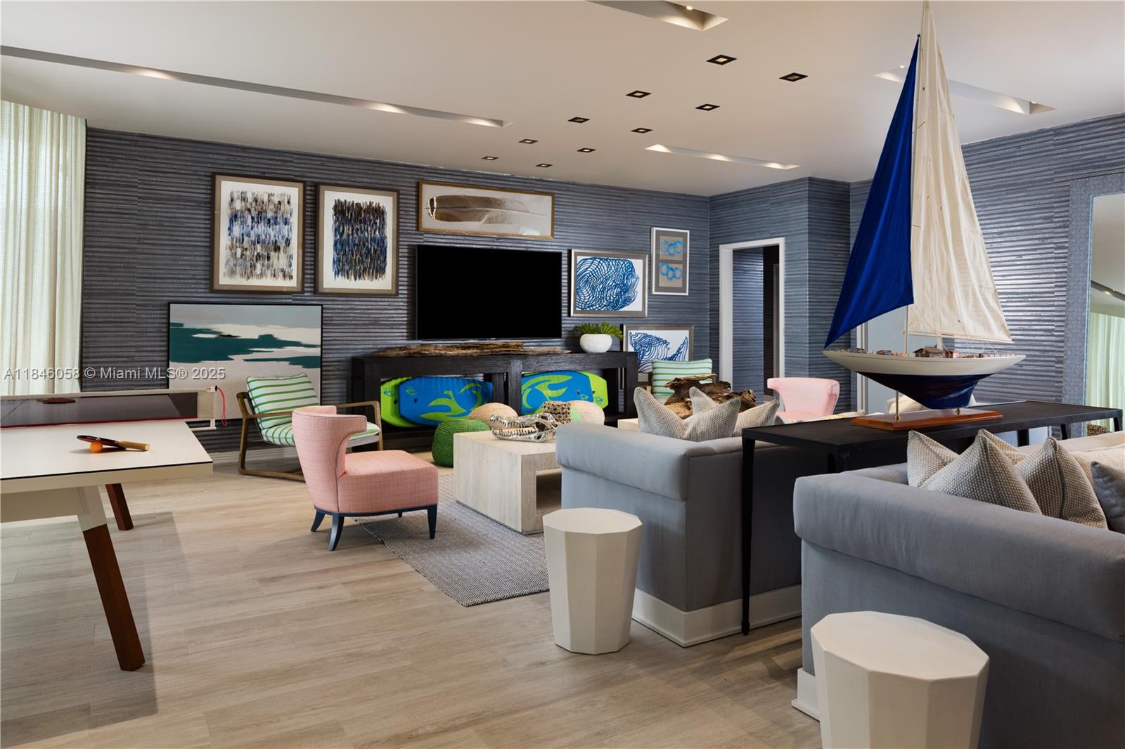 2900 NE 7th Ave # 4407