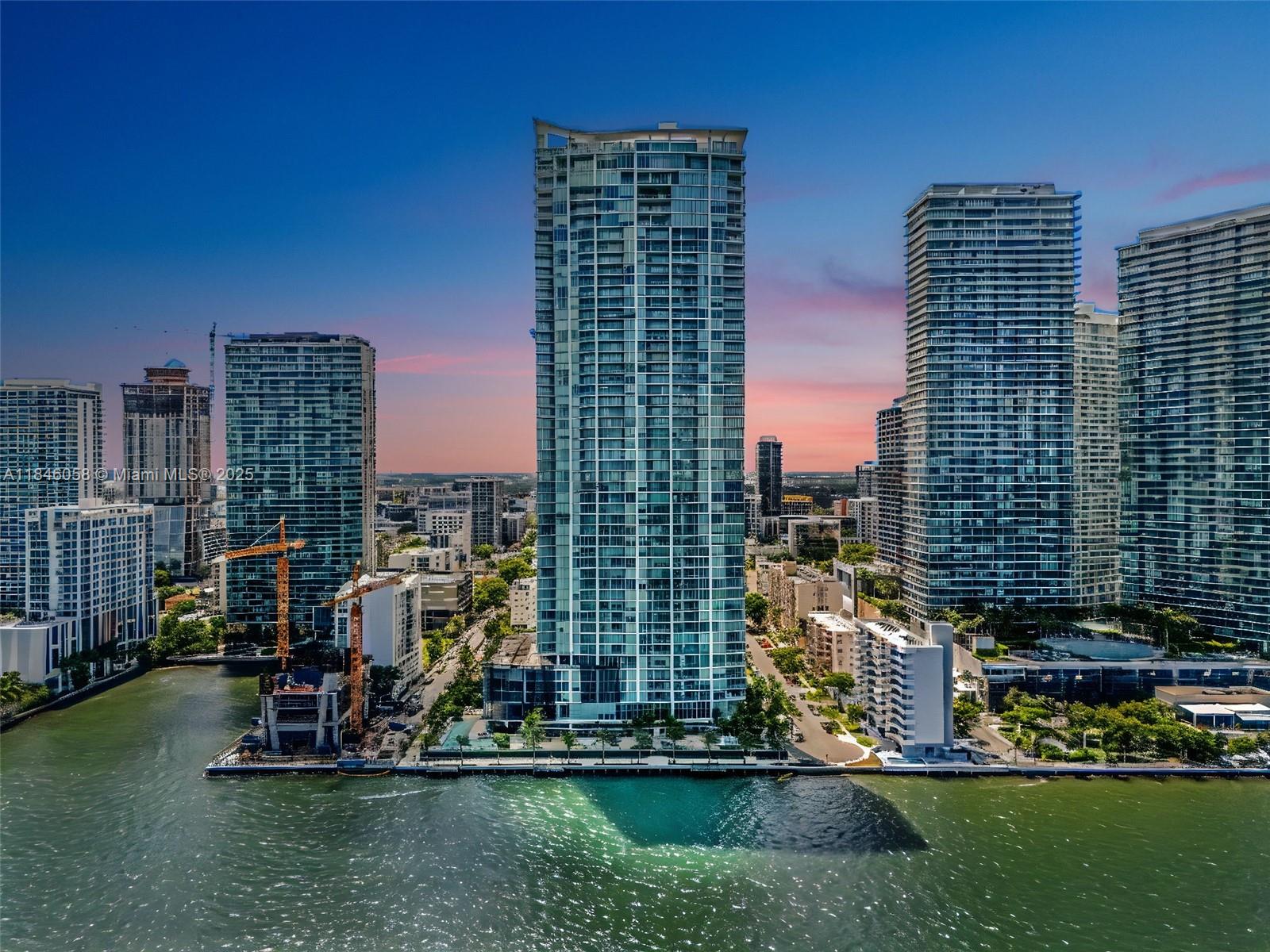 2900 NE 7th Ave # 4407