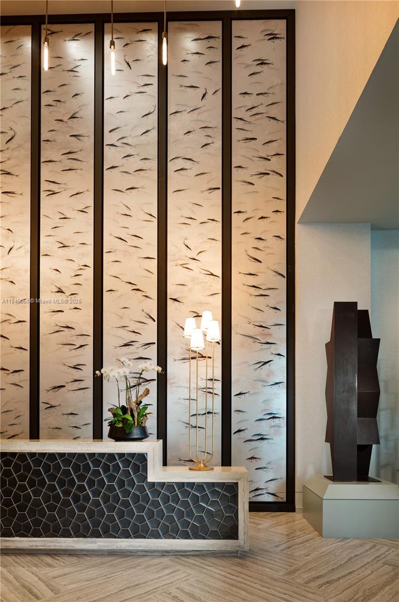 2900 NE 7th Ave # 4407