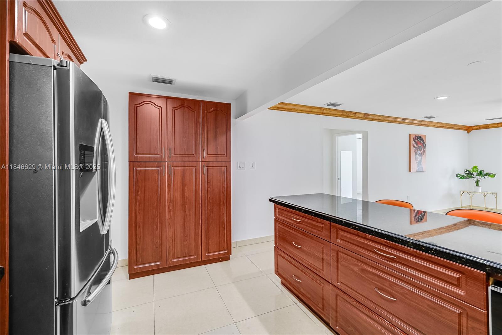 2433 SW 19th St Rear