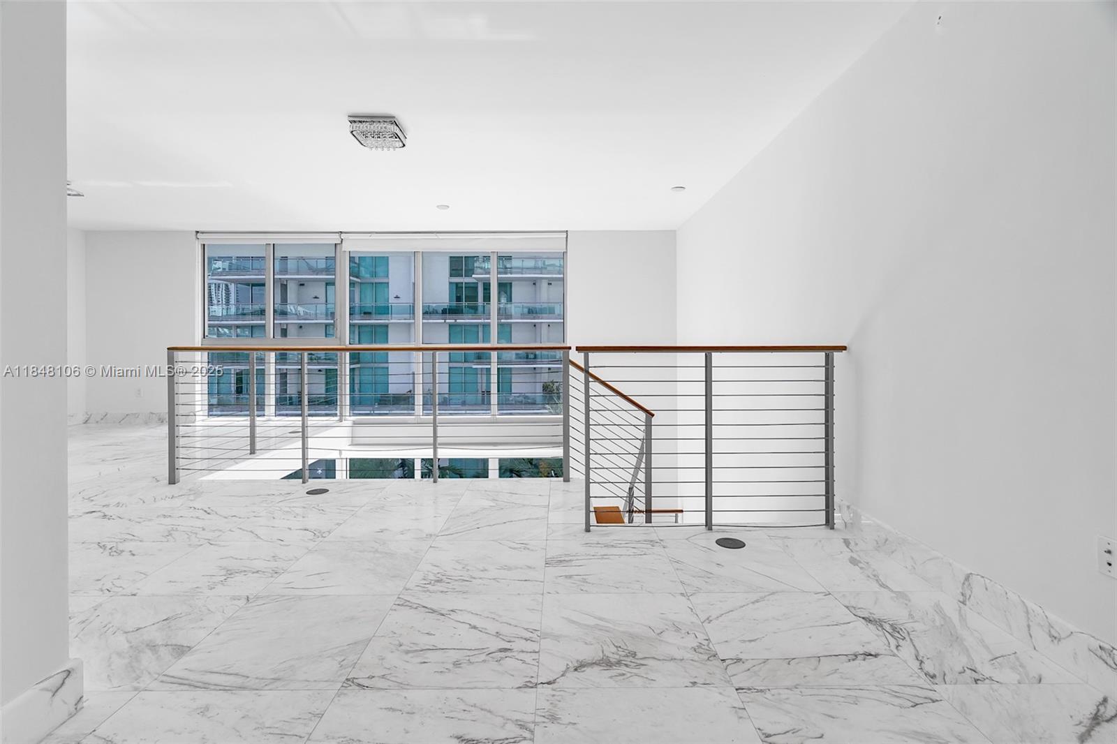 90 SW 3rd St Unit: TH506