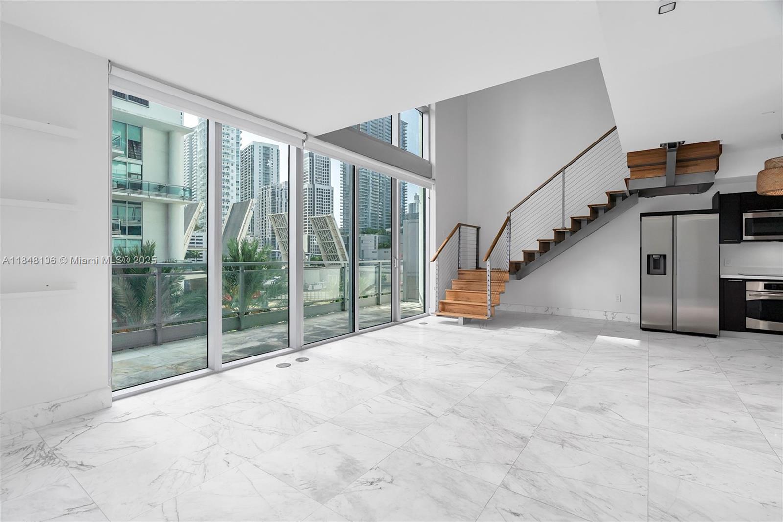 90 SW 3rd St Unit: TH506