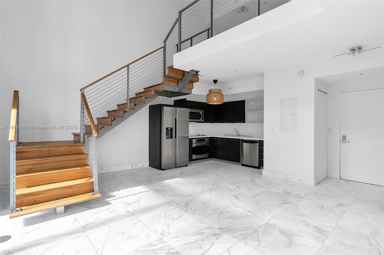 90 SW 3rd St Unit: TH506