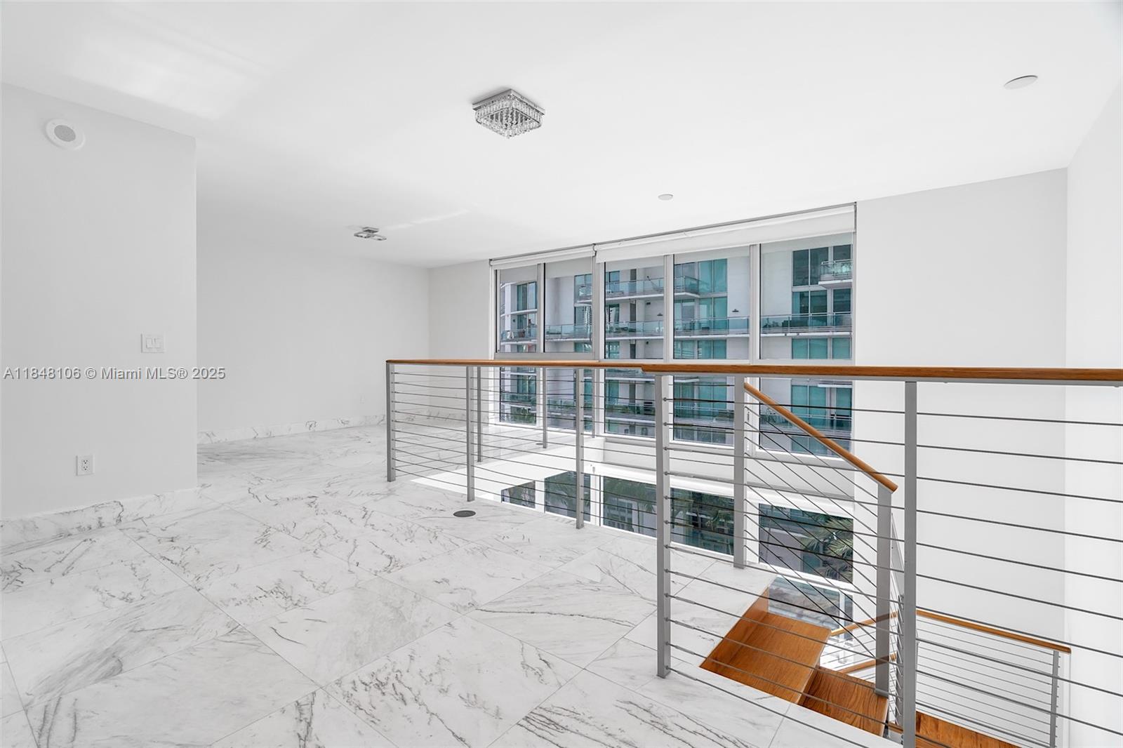 90 SW 3rd St Unit: TH506