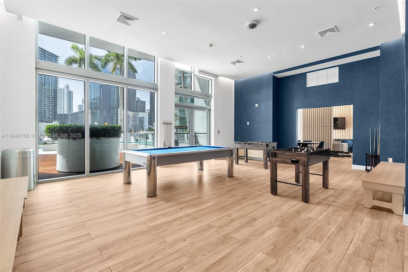 90 SW 3rd St Unit: TH506
