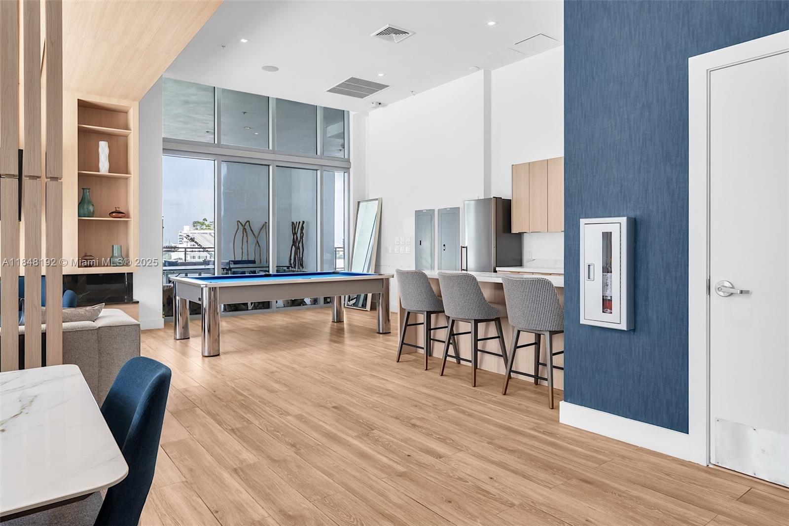 90 SW 3rd St Unit: TH506