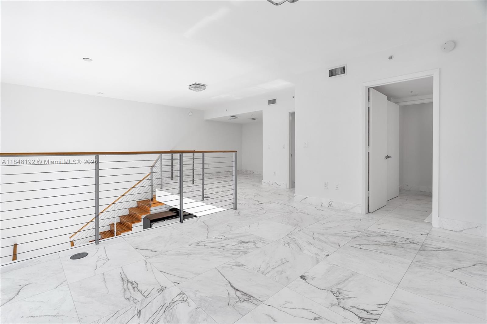 90 SW 3rd St Unit: TH506