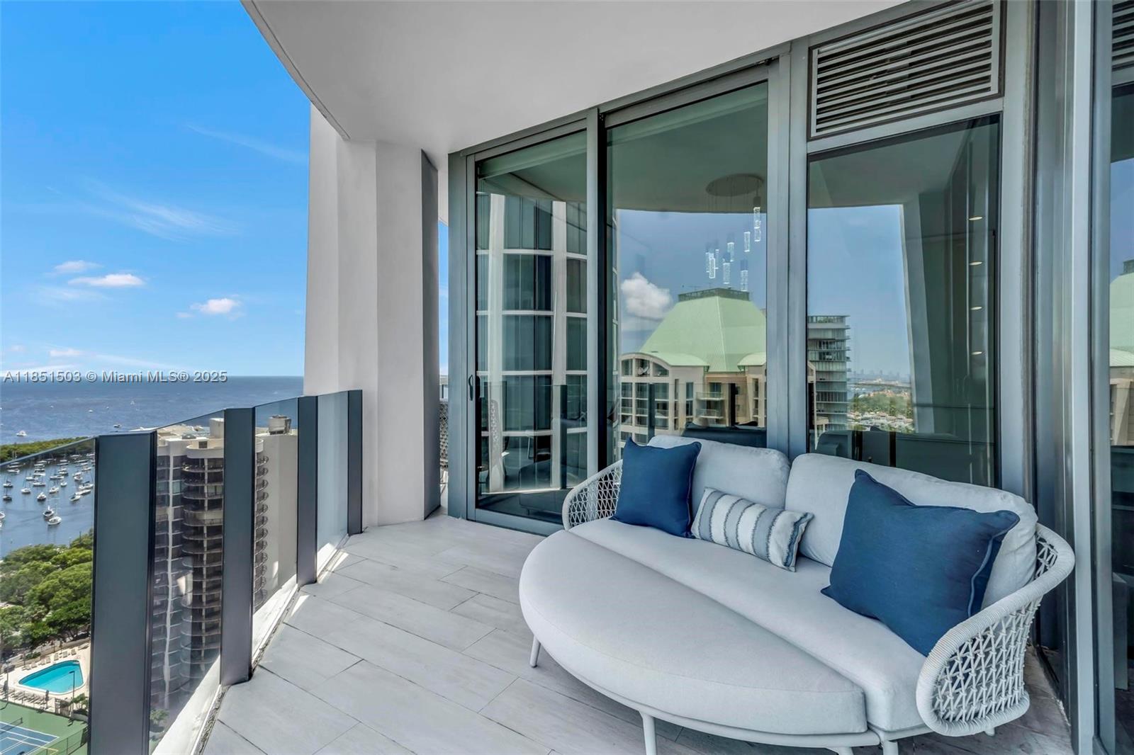 2831 S Bayshore Dr # 2204