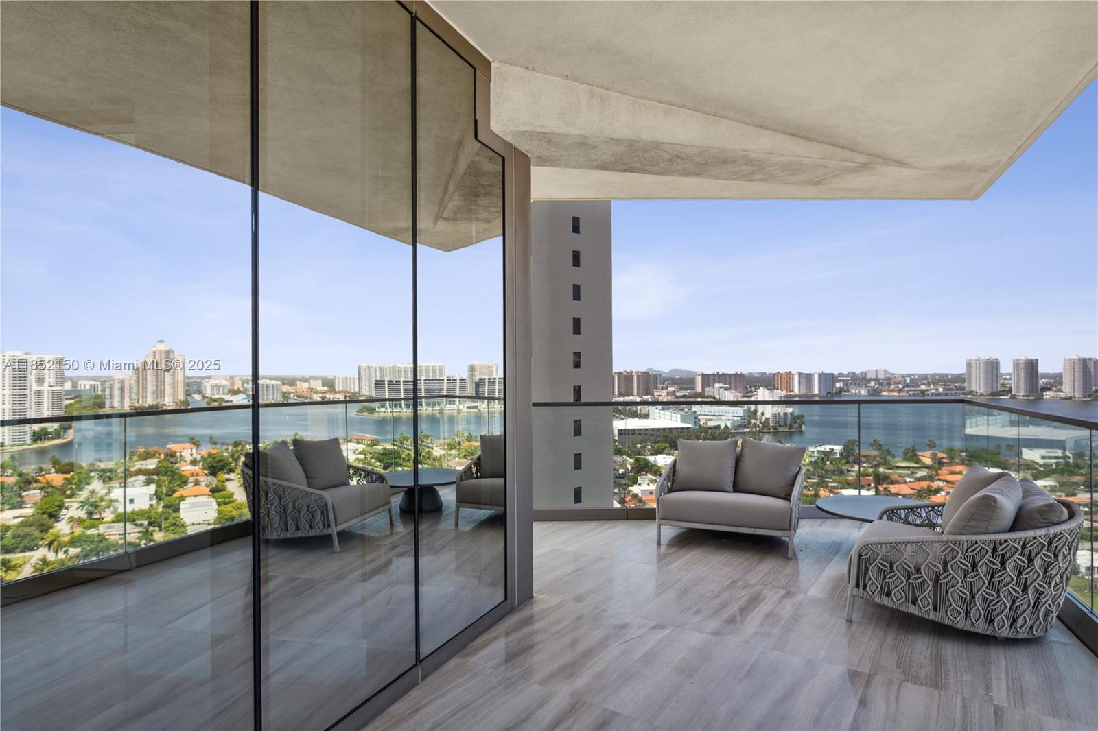 18975 Collins Ave # 1905