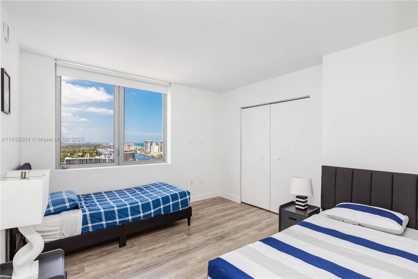 2600 E Hallandale Blvd # 2502