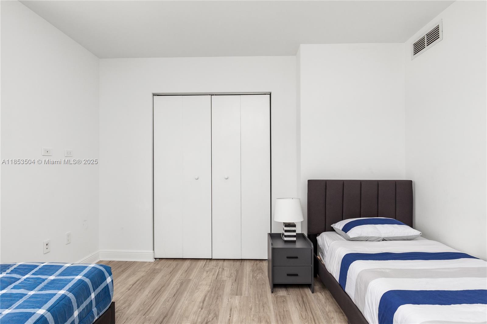 2600 E Hallandale Blvd # 2502