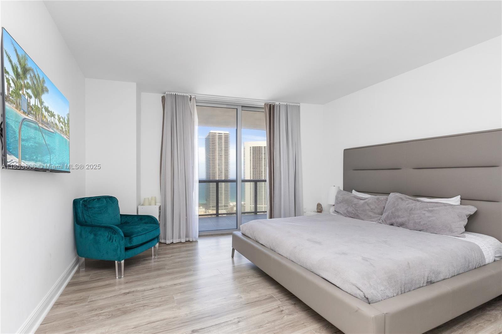 2600 E Hallandale Beach Blvd Unit: 2702