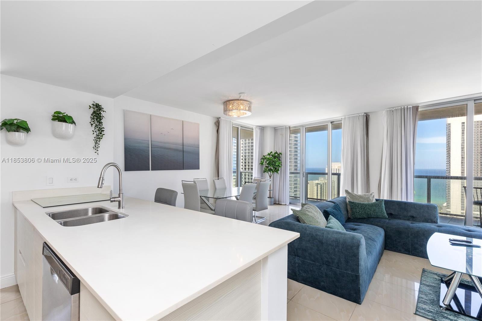 2600 E Hallandale Beach Blvd Unit: 2702