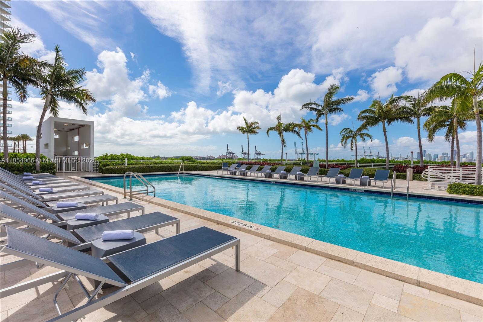 540 West Ave # 312