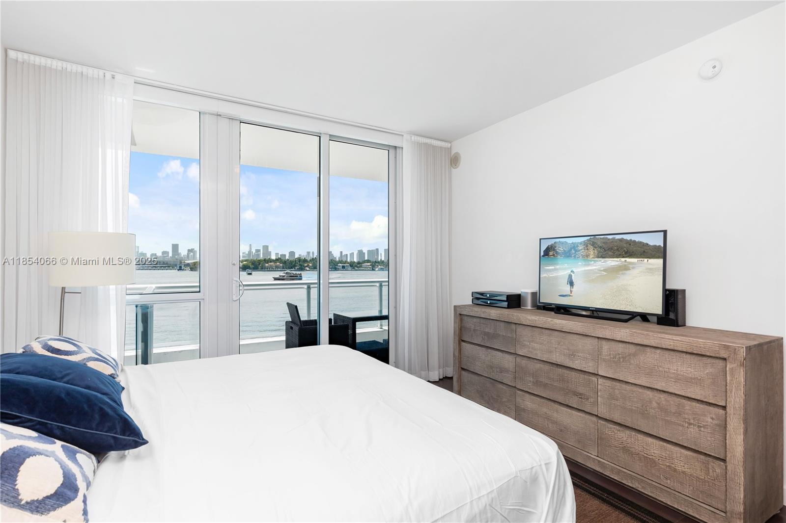 540 West Ave # 312