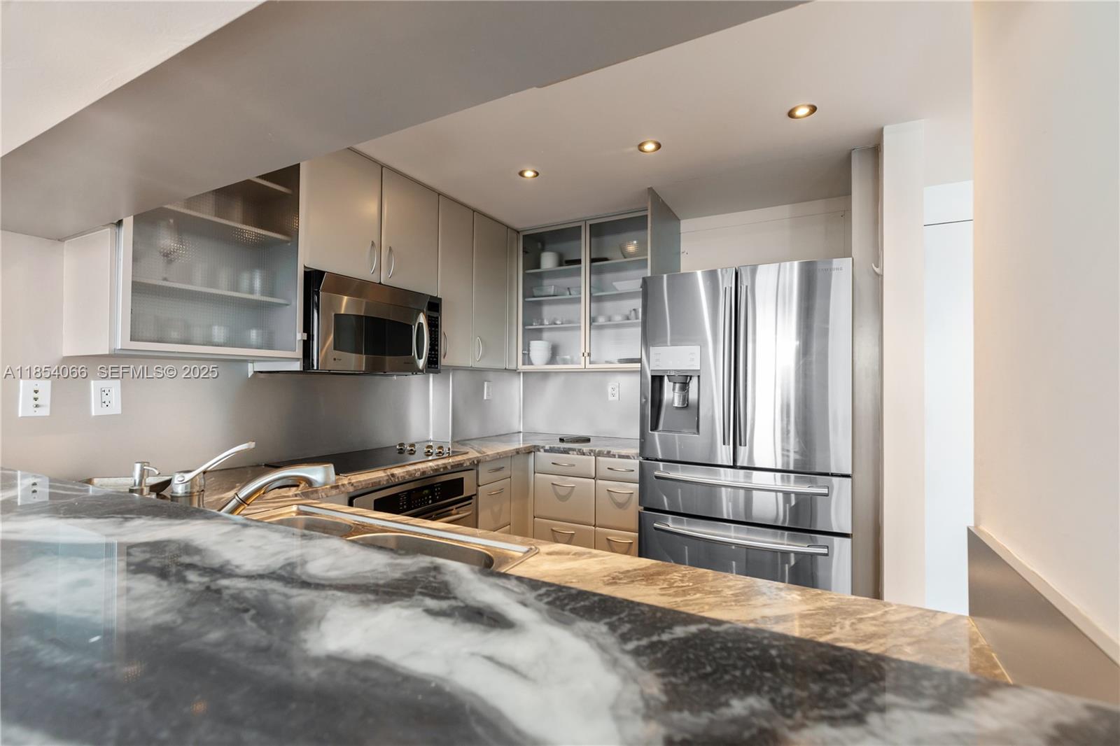 540 West Avenue 312