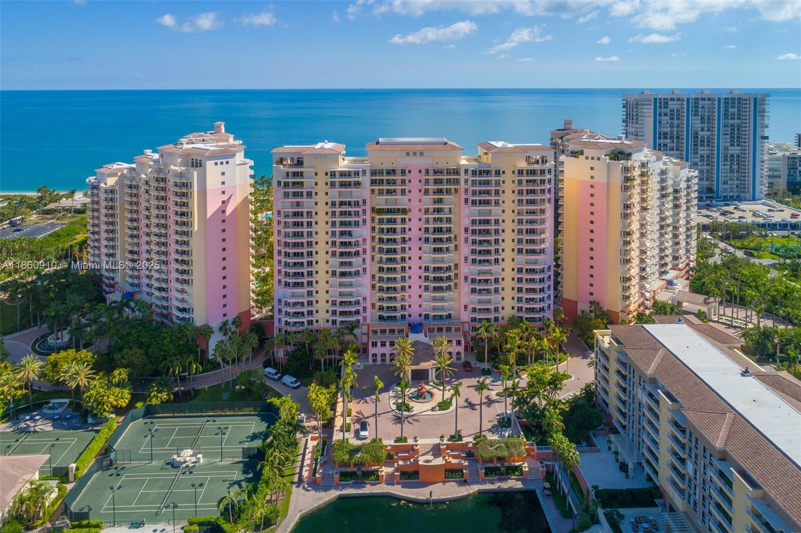 785 Crandon Blvd # 303