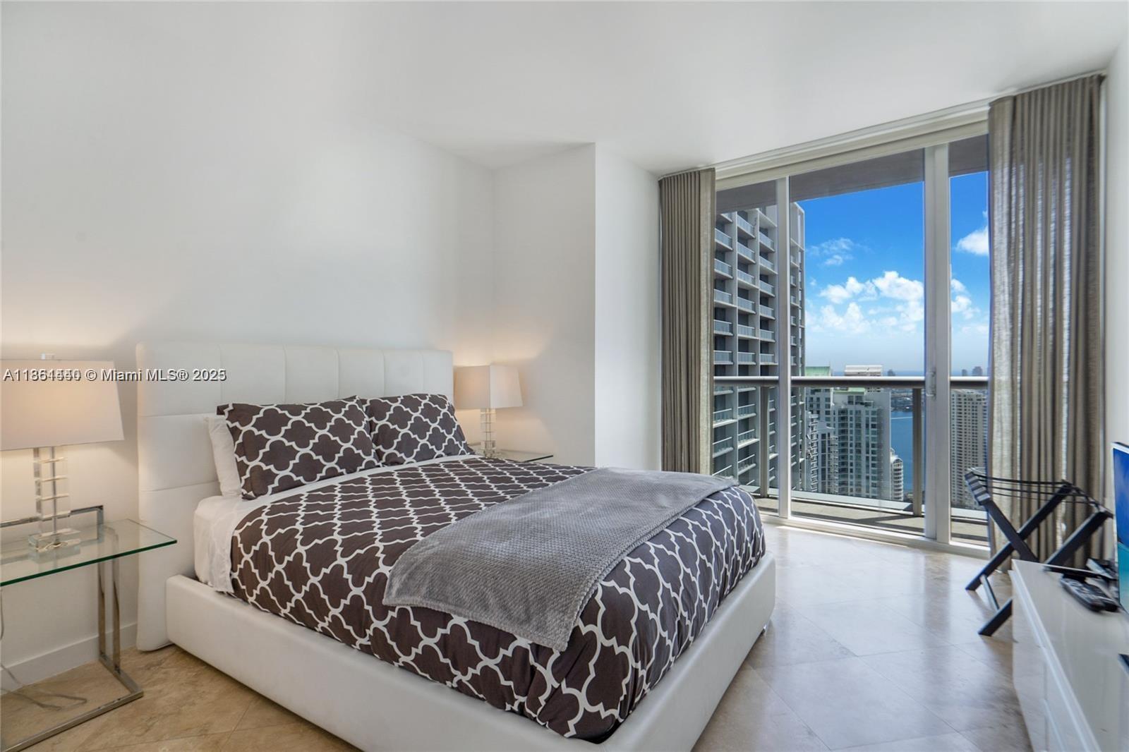 485 Brickell Ave # 4710