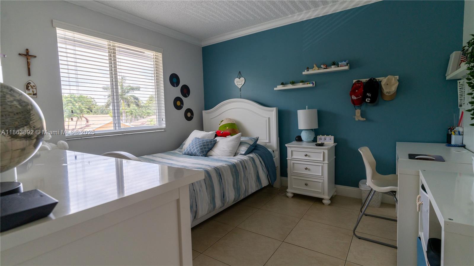 20251 NW 4th St, Pembroke Pines