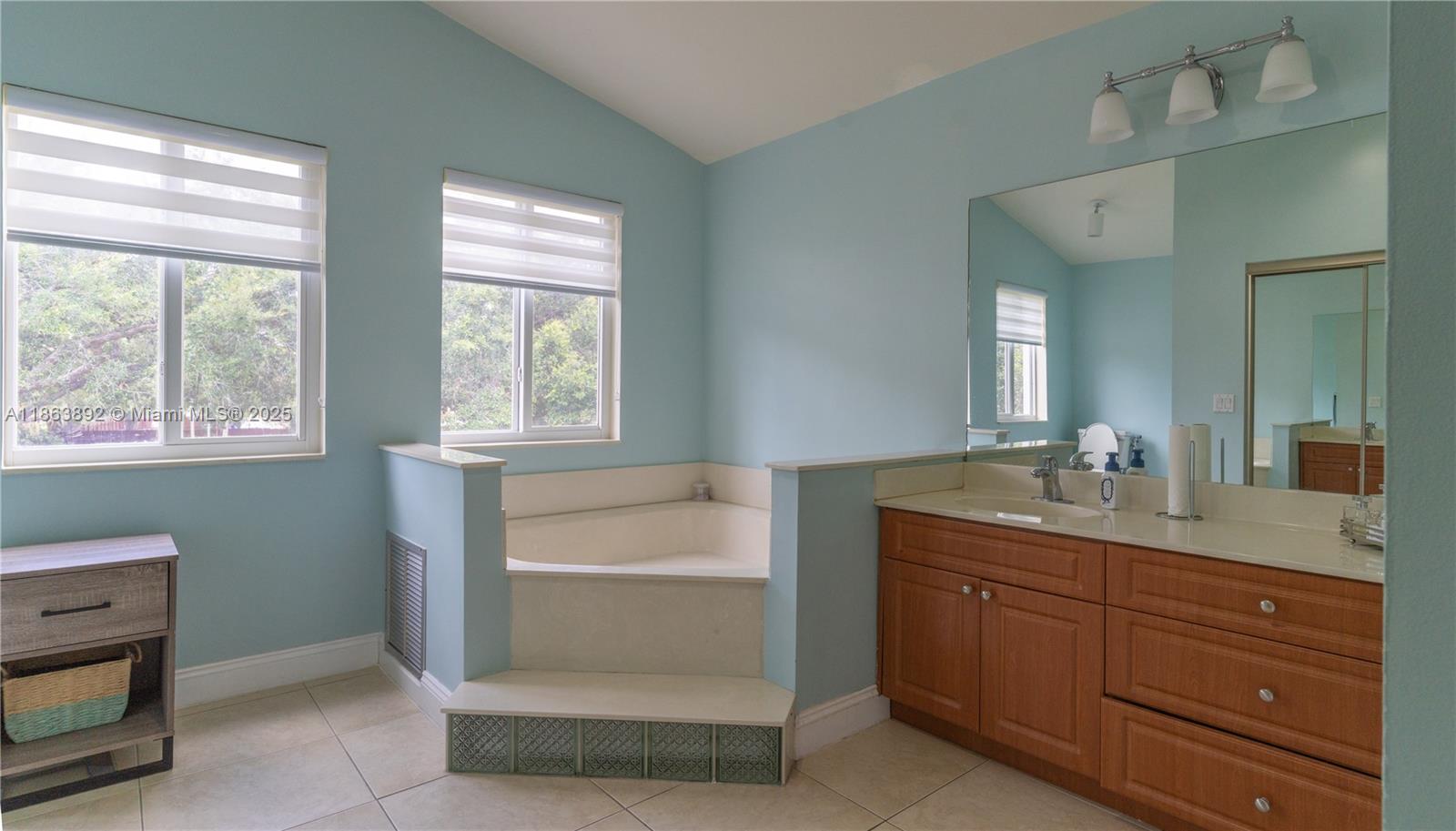 20251 NW 4th St, Pembroke Pines