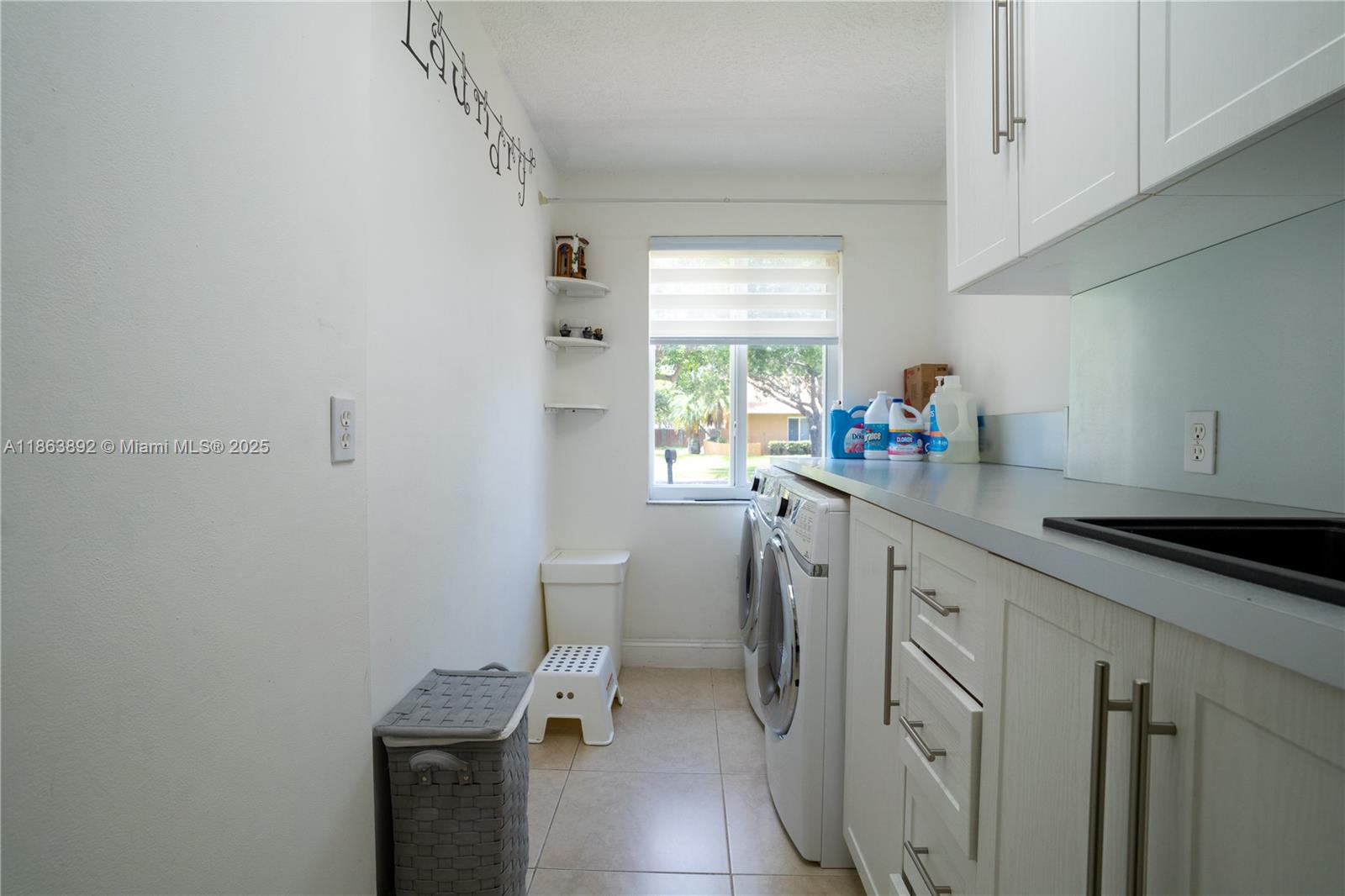 20251 NW 4th St, Pembroke Pines