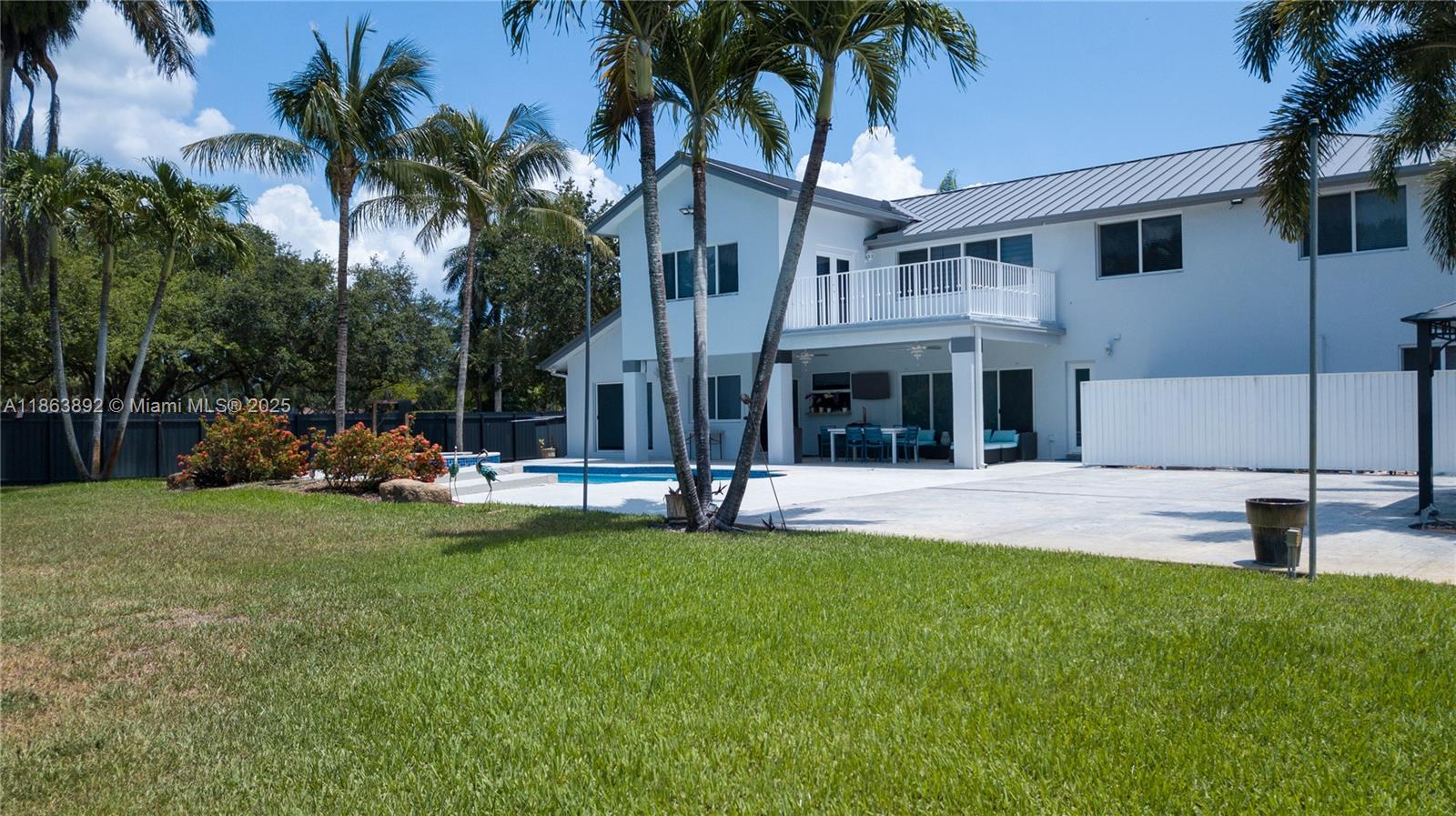 20251 NW 4th St, Pembroke Pines