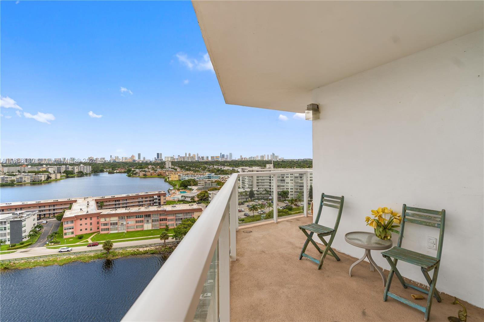 1351 NE Miami Gardens Dr Unit: 1506E