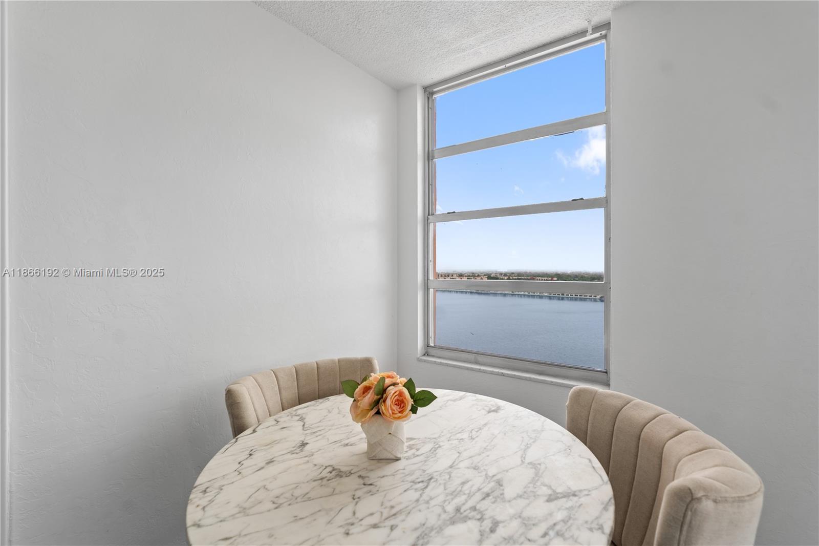 1351 NE Miami Gardens Dr Unit: 1506E