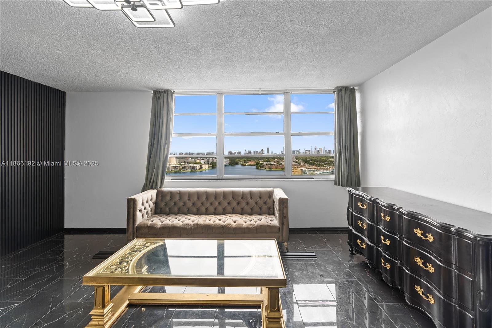 1351 NE Miami Gardens Dr Unit: 1506E