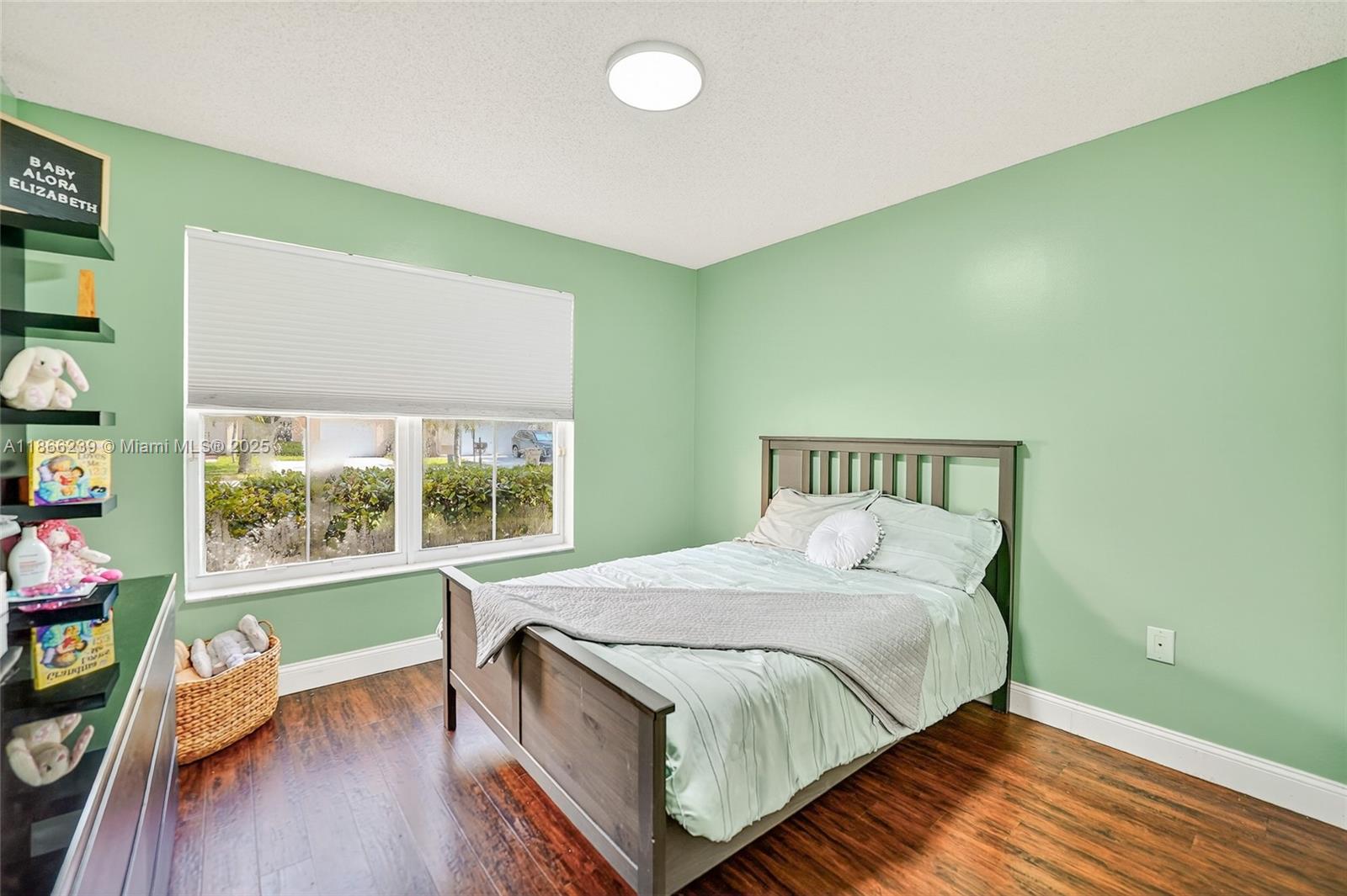 14014 N Cypress Cove Cir