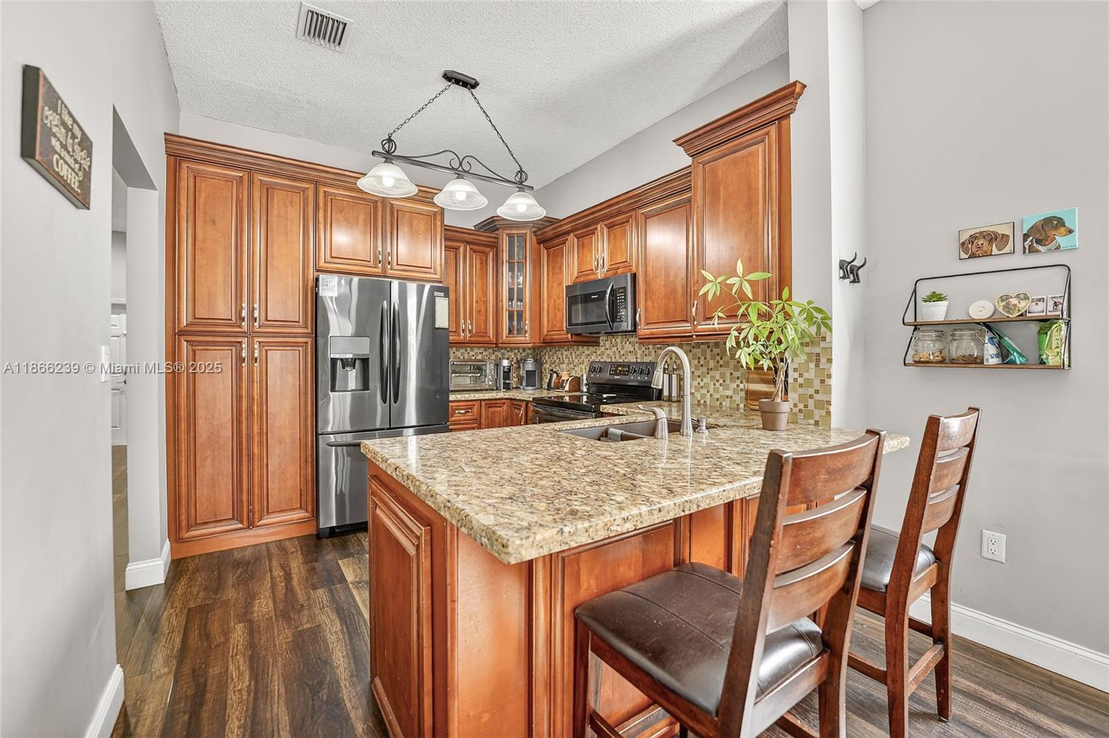 14014 N Cypress Cove Cir