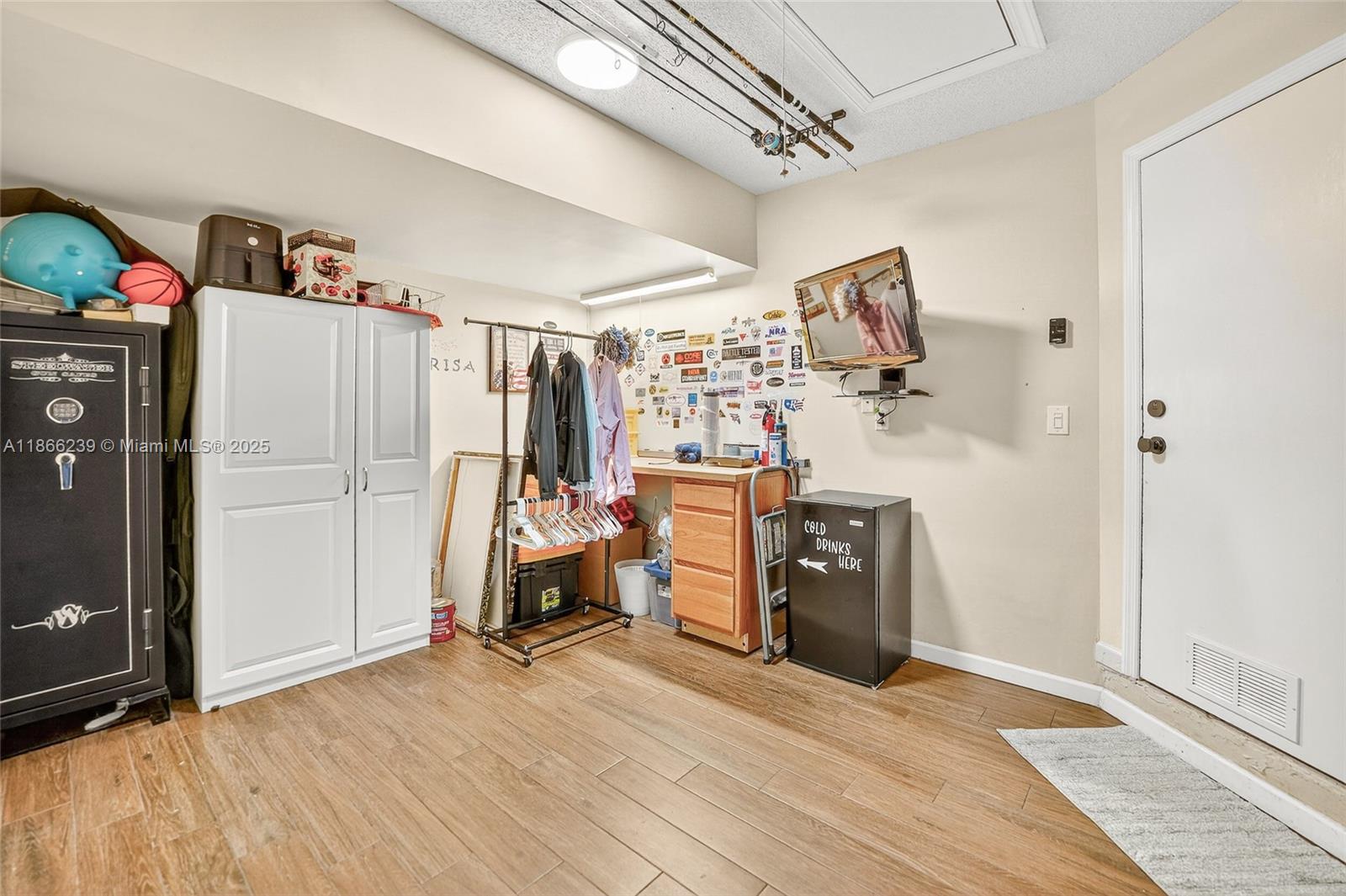 14014 N Cypress Cove Cir