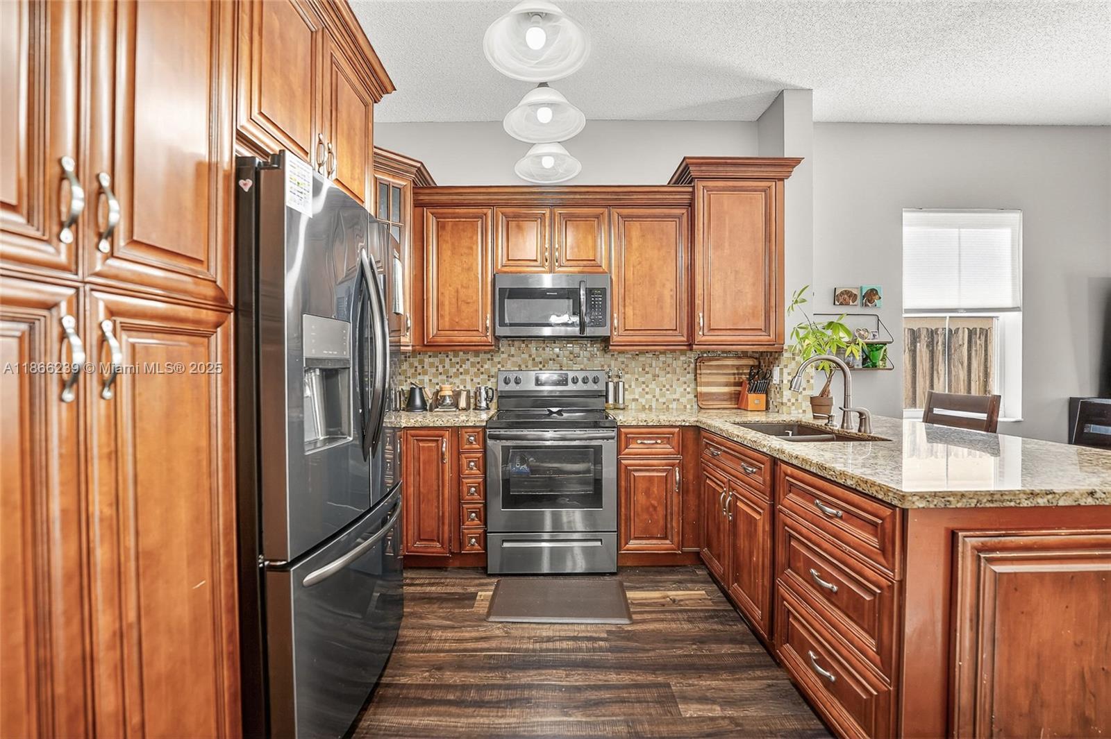 14014 N Cypress Cove Cir