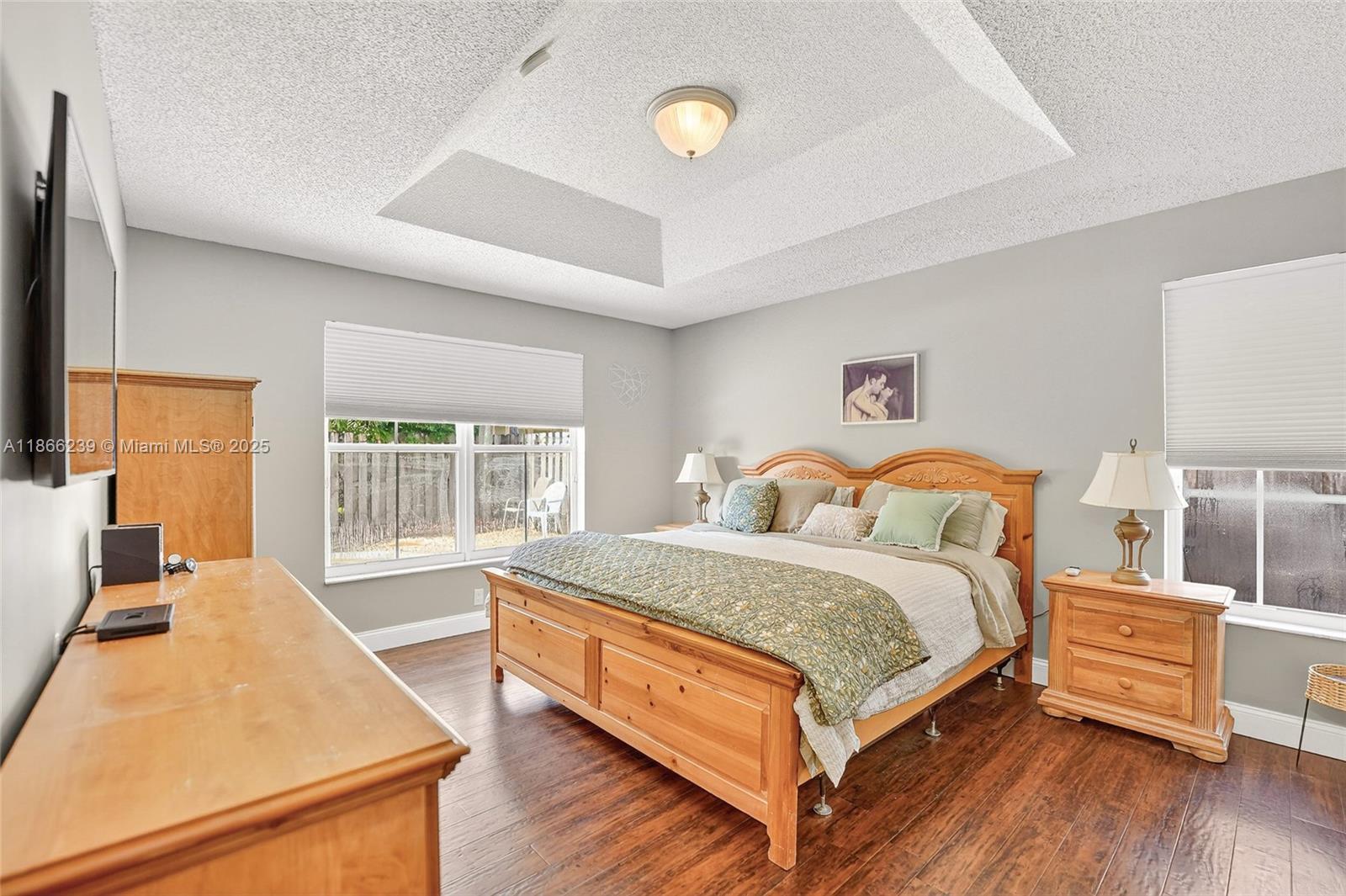 14014 N Cypress Cove Cir