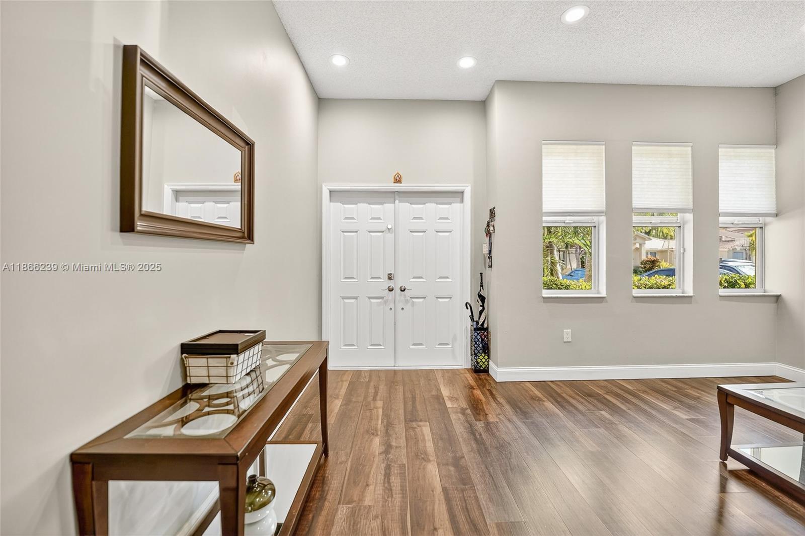 14014 N Cypress Cove Cir