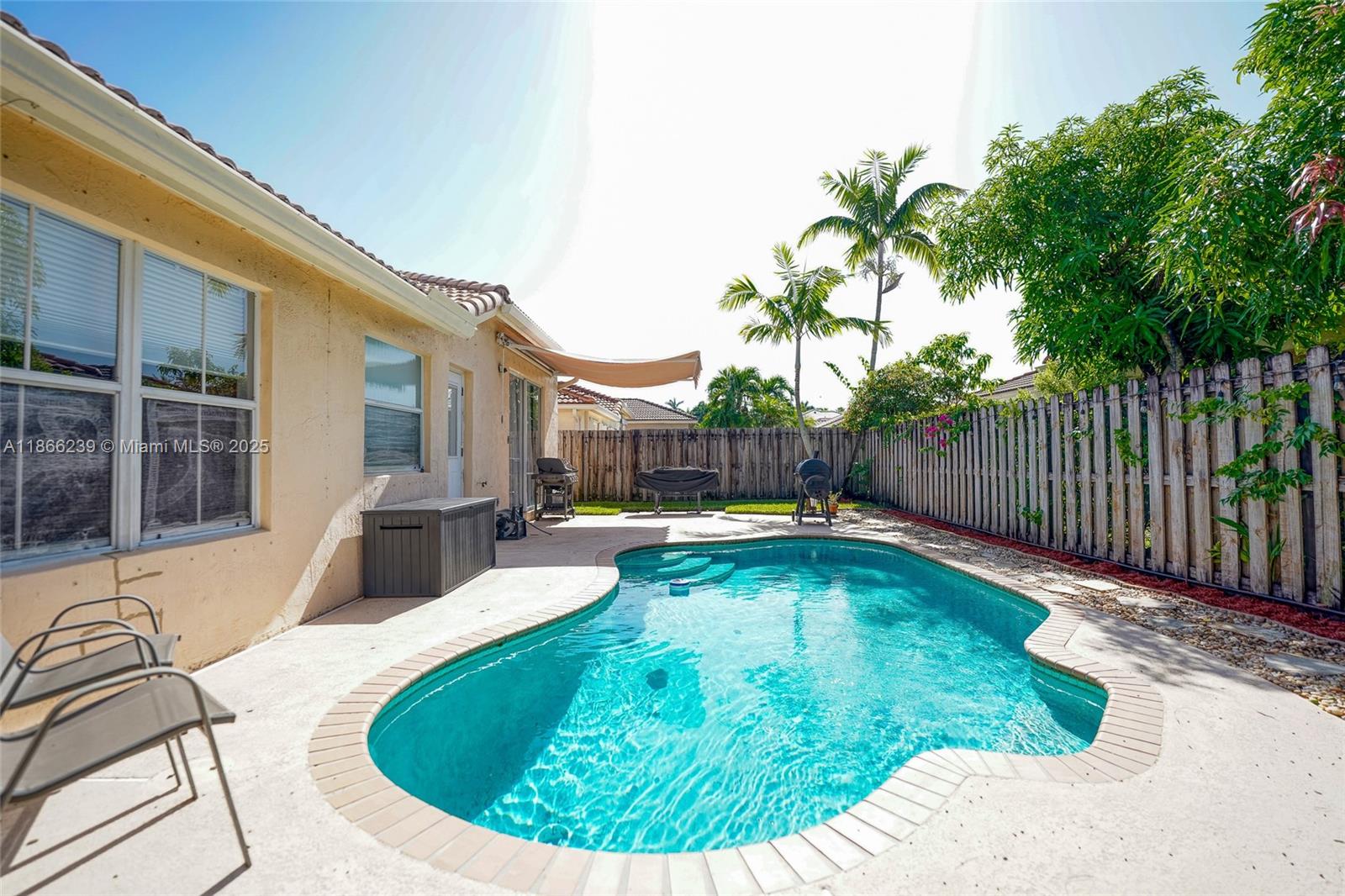 14014 N Cypress Cove Cir