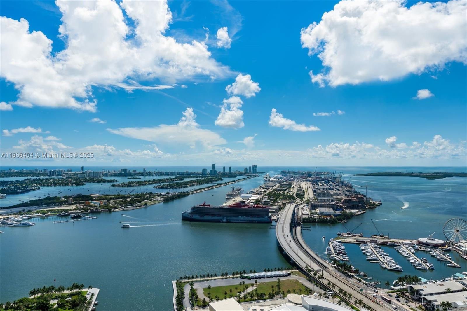 888 Biscayne Blvd, Miami Unit: 5507/5607