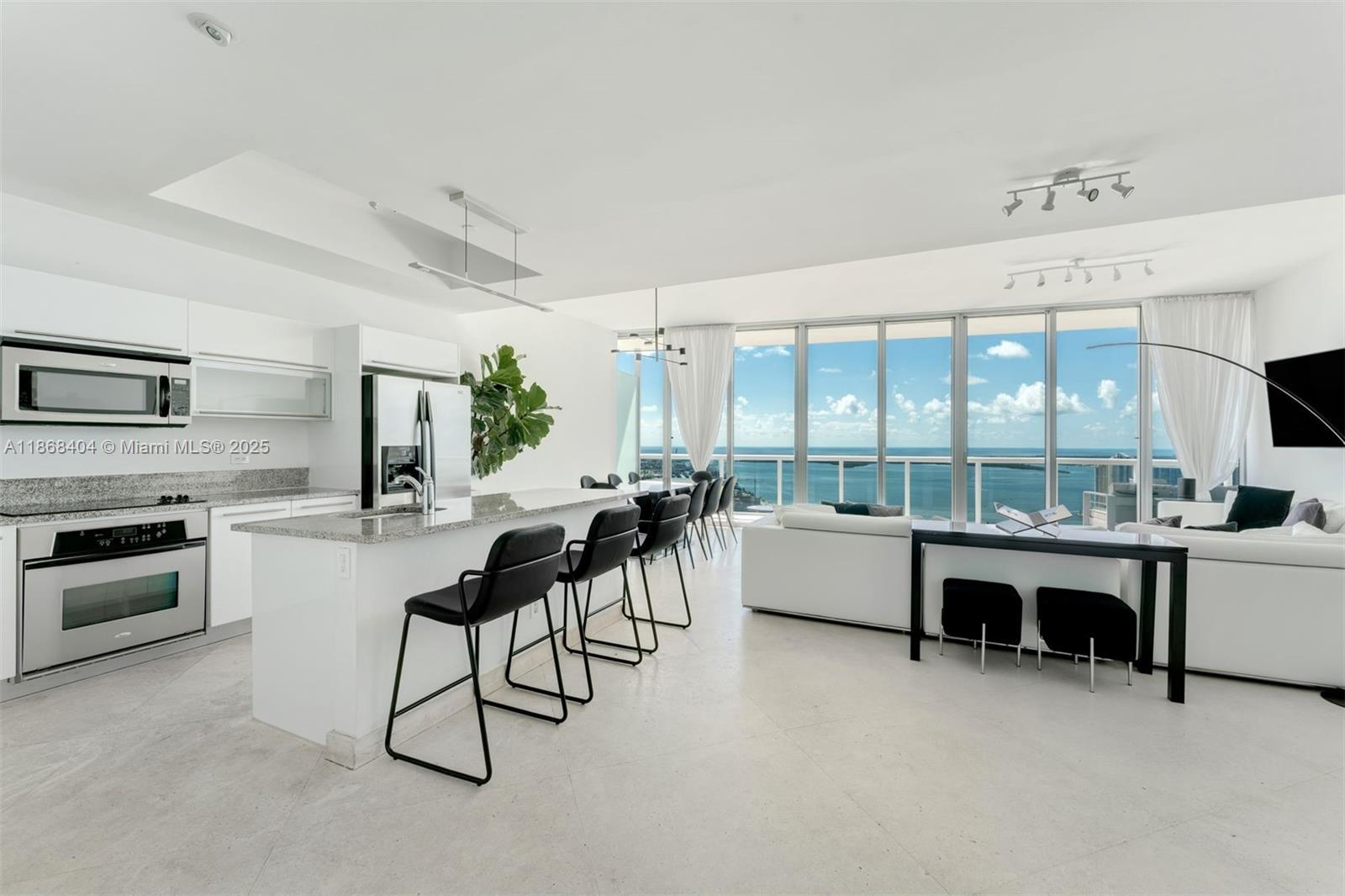888 Biscayne Blvd, Miami Unit: 5507/5607
