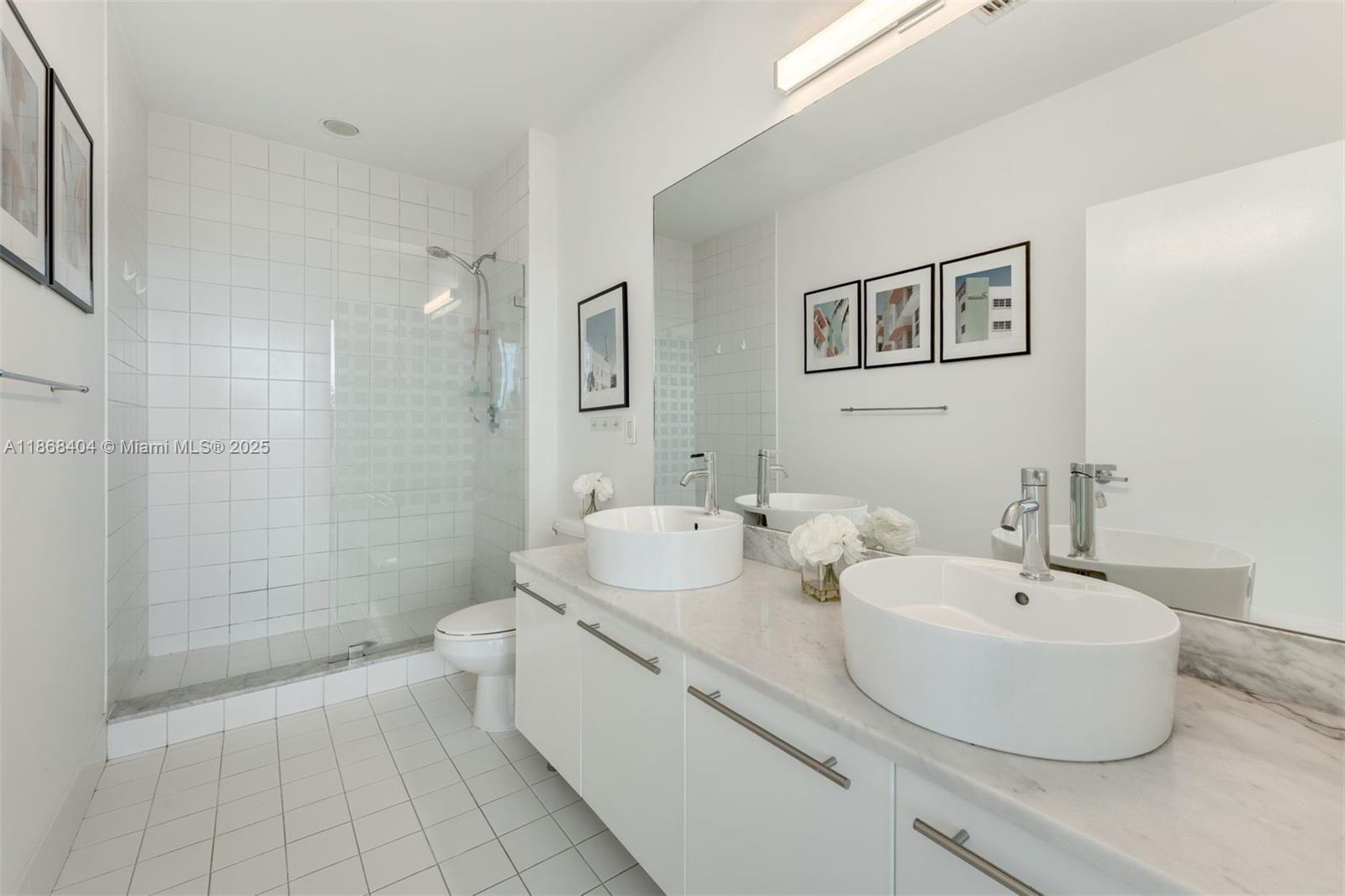 888 Biscayne Blvd, Miami Unit: 5507/5607