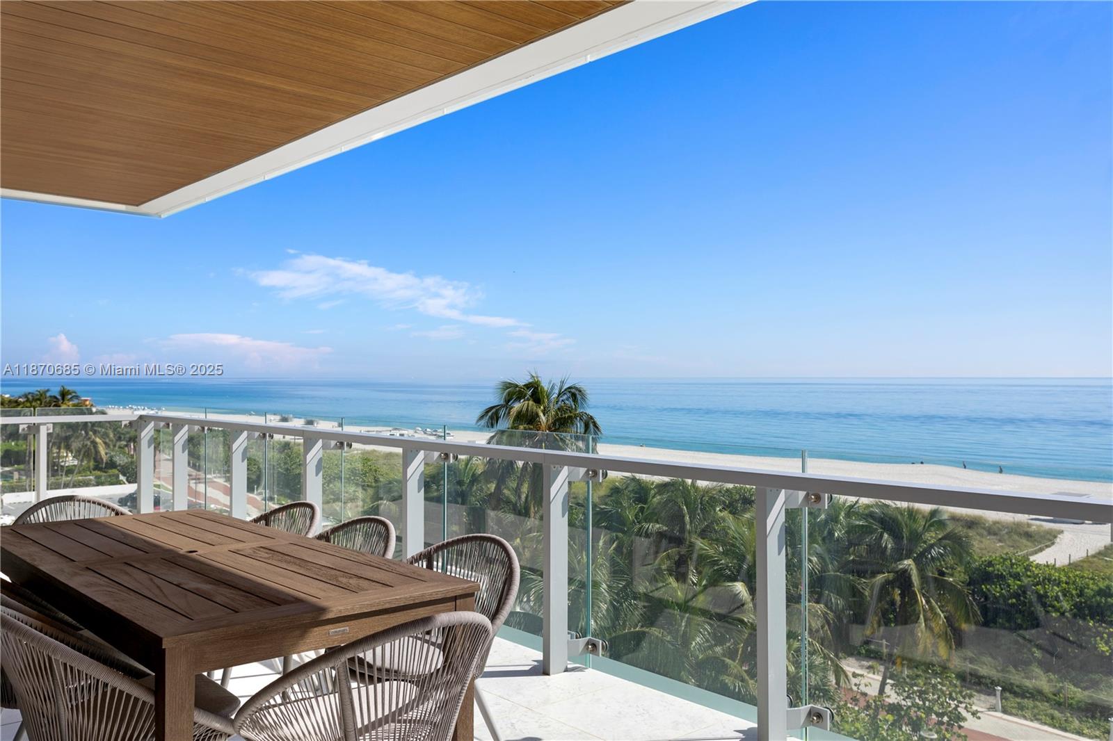 5775 Collins Ave # 503