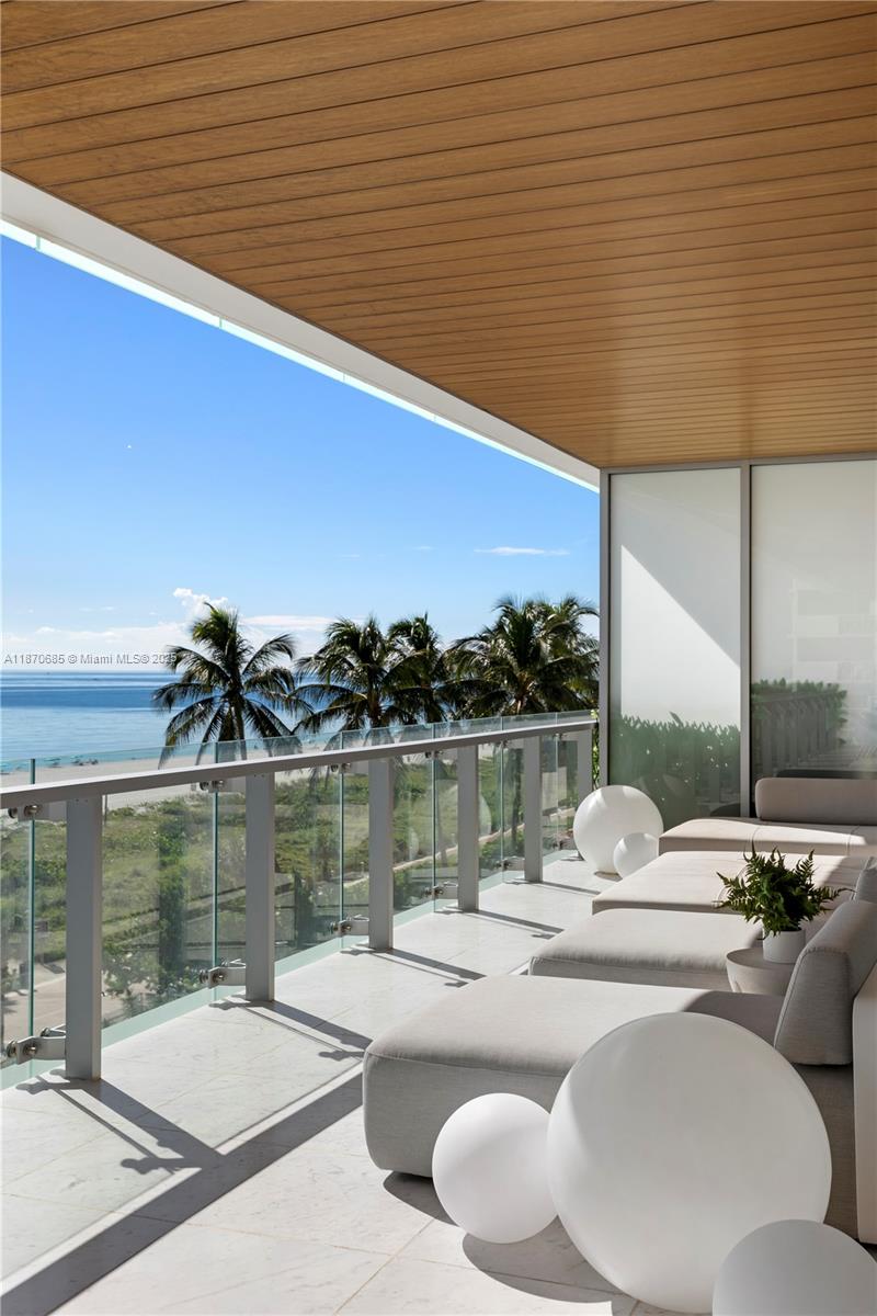 5775 Collins Ave # 503