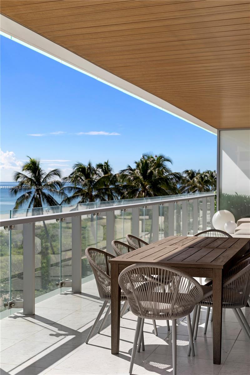 5775 Collins Ave # 503