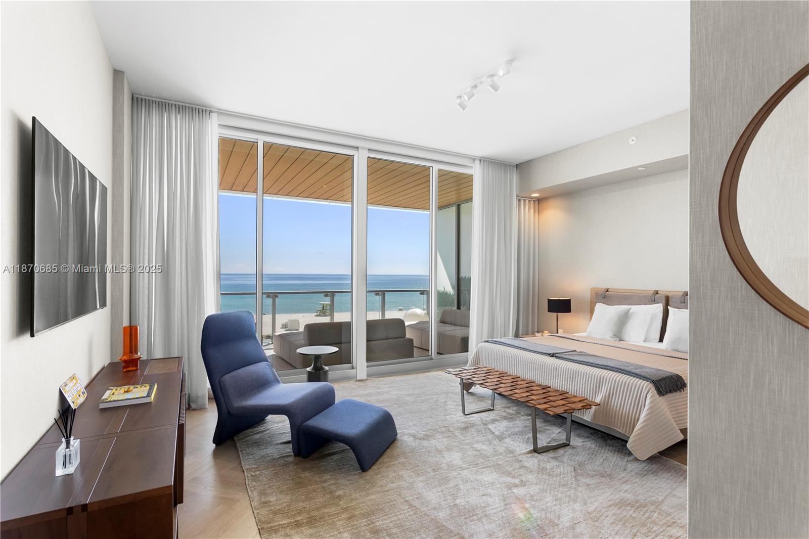5775 Collins Ave # 503
