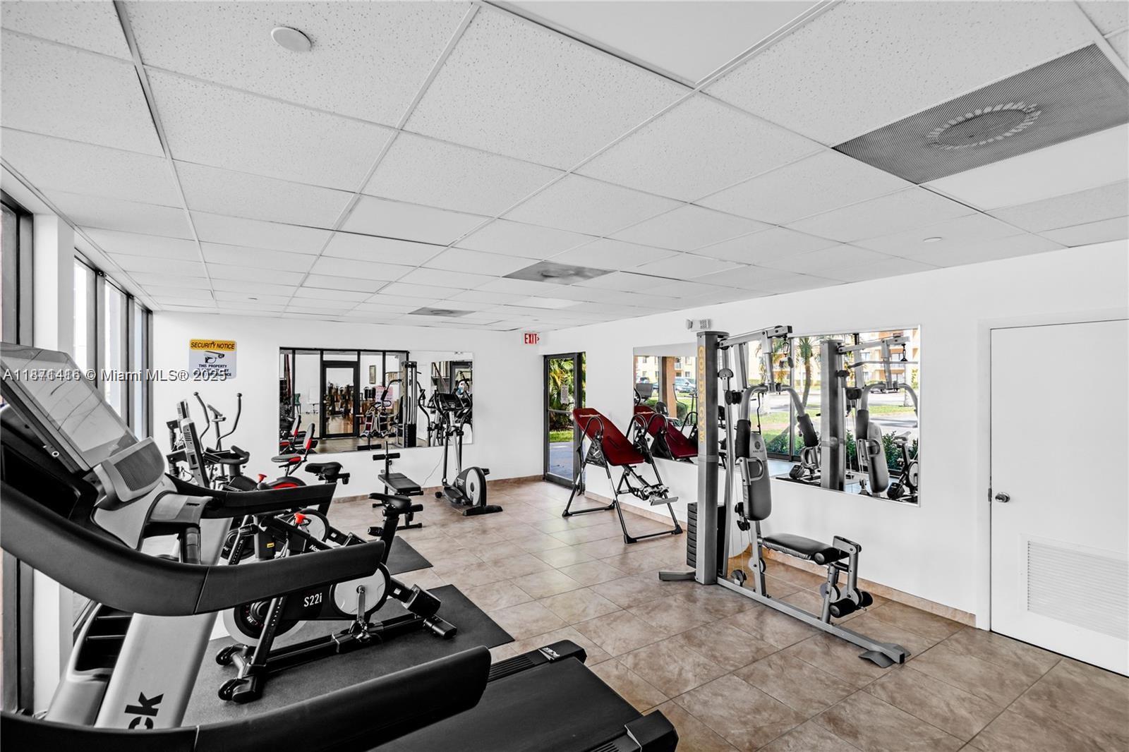 9350 Fontainebleau Blvd # 414