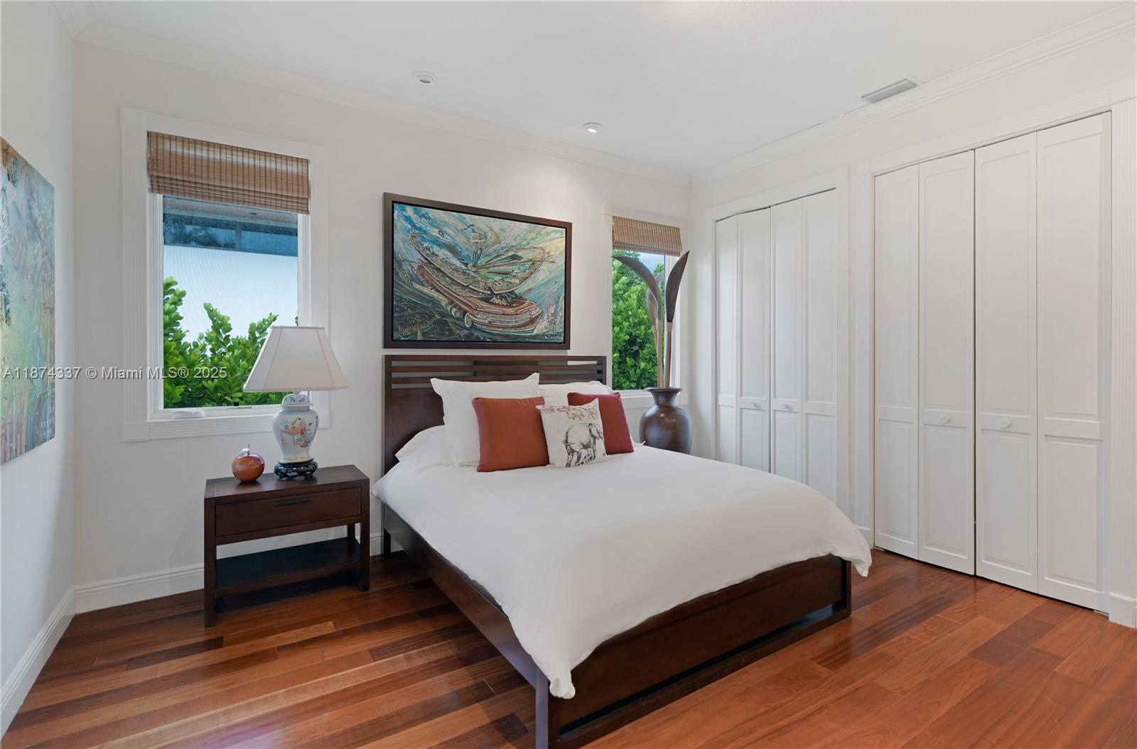 277 Veleros Ct