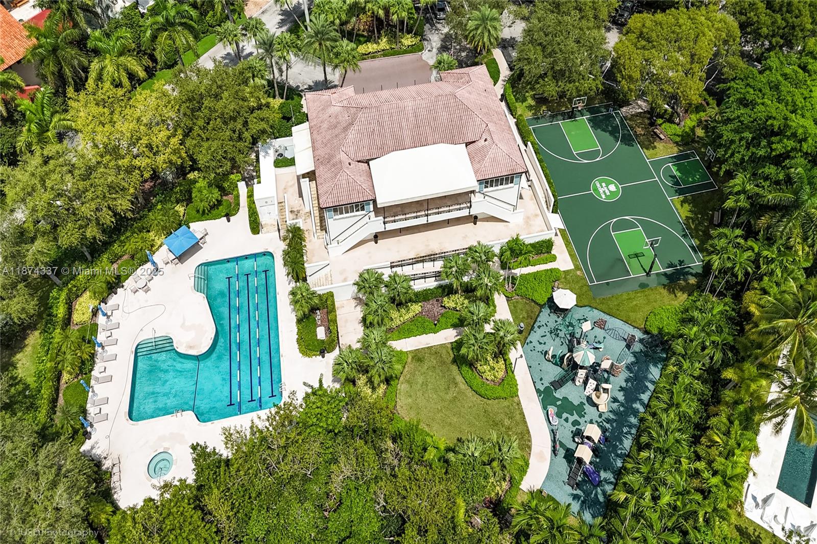277 Veleros Ct
