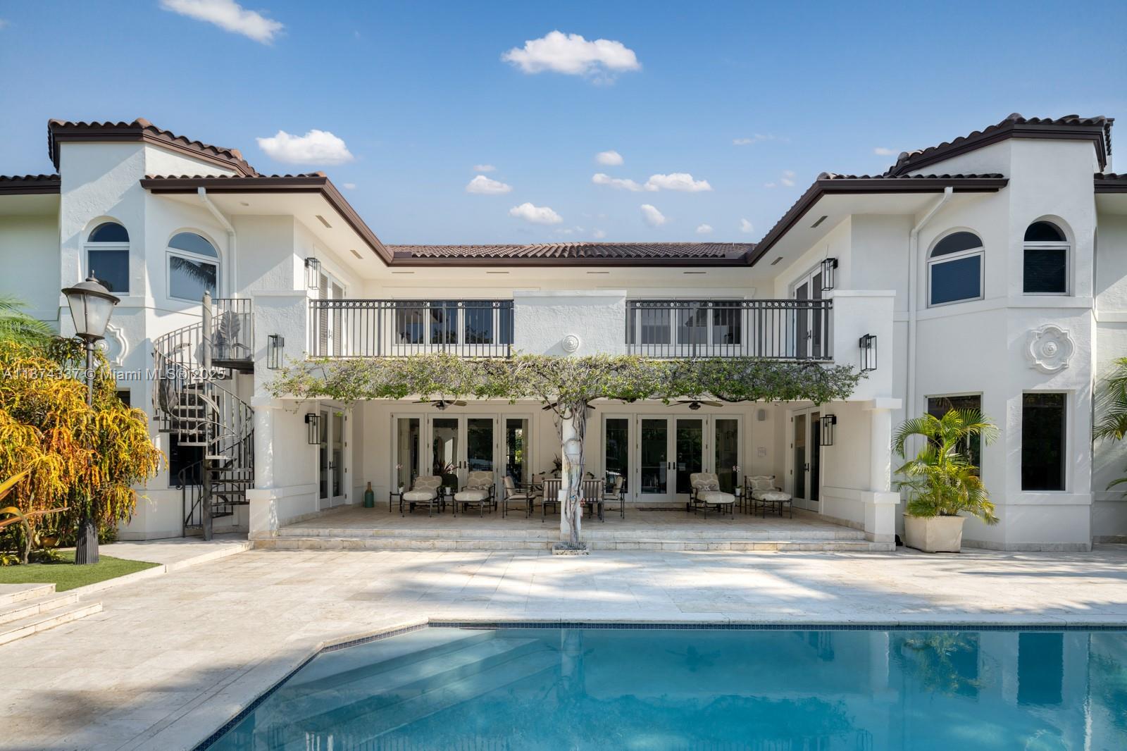 277 Veleros Ct