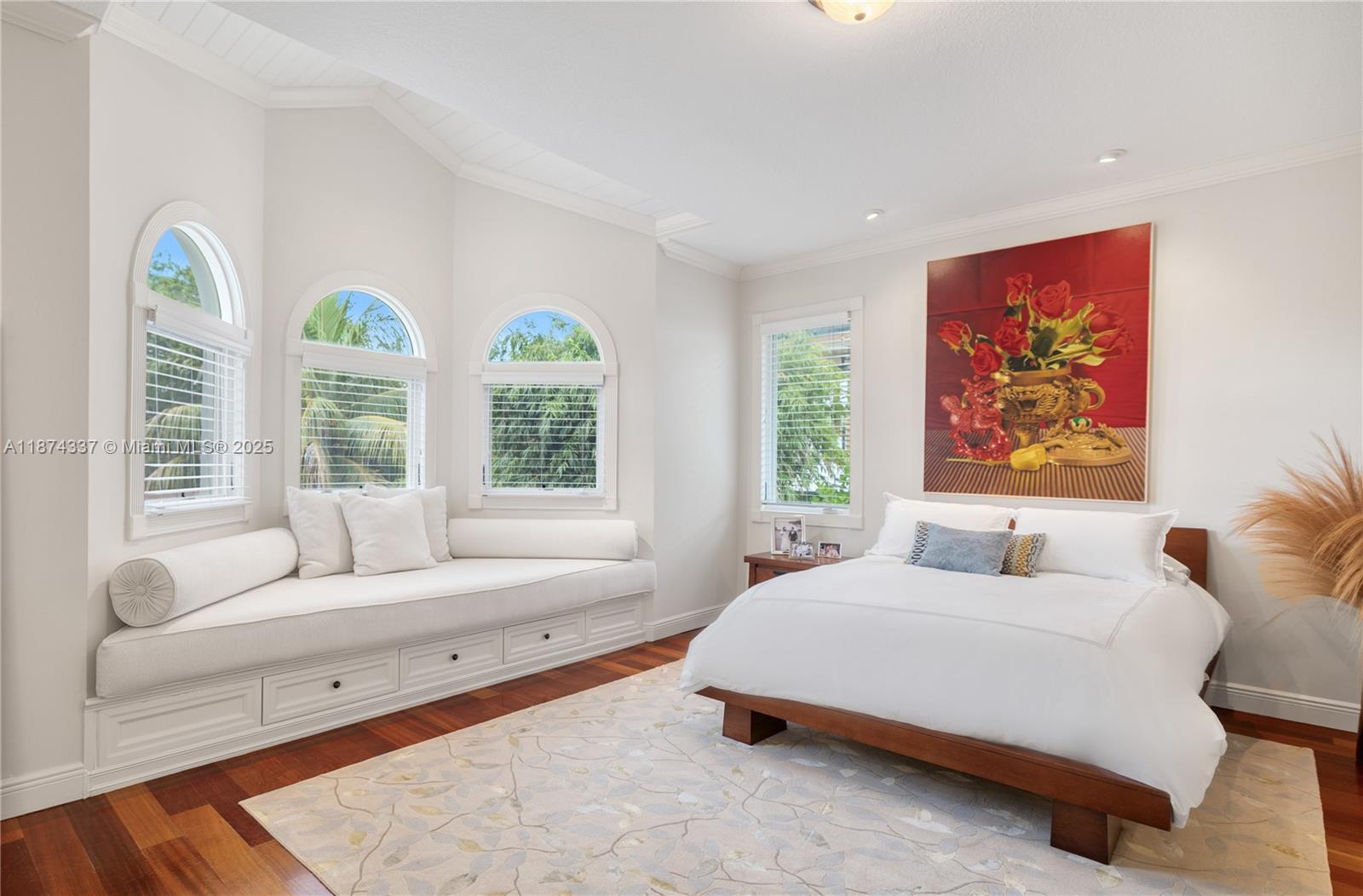 277 Veleros Ct